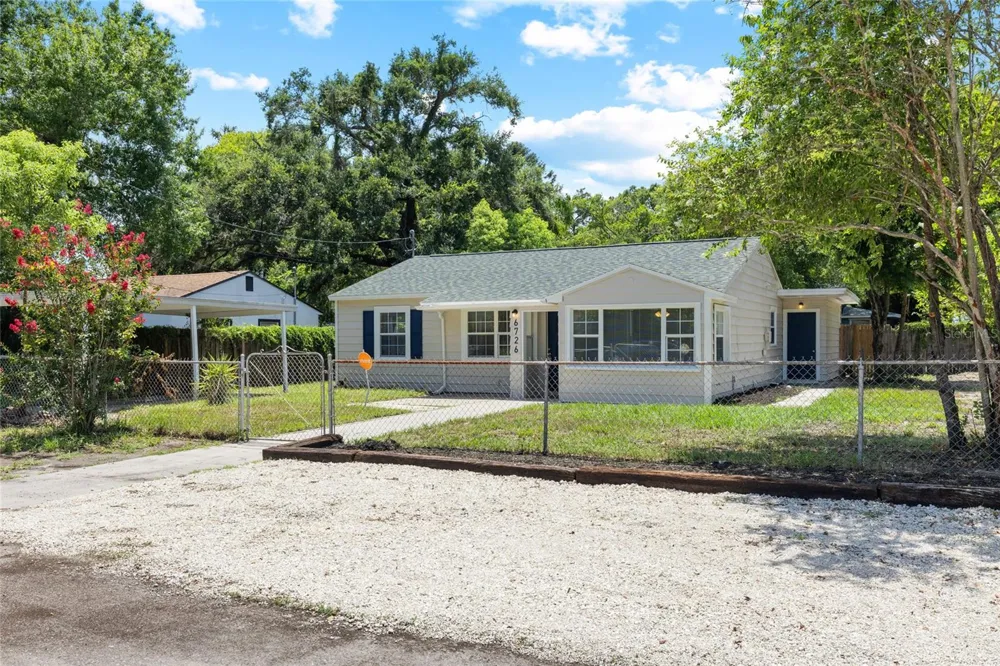 6726 11TH STREET Tampa, FL 33604