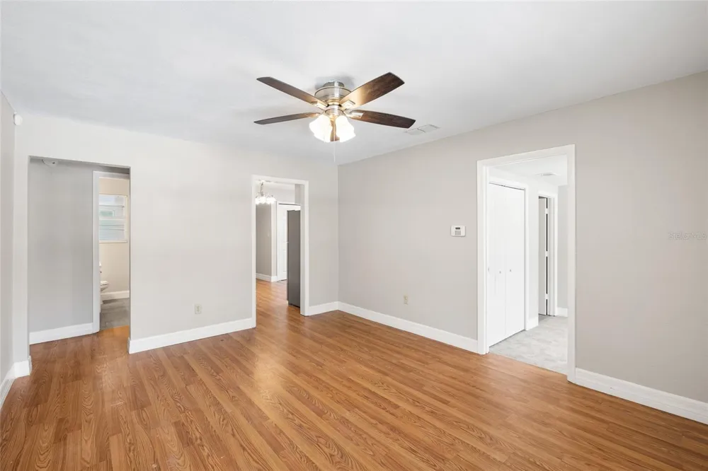 6726 11TH STREET Tampa, FL 33604