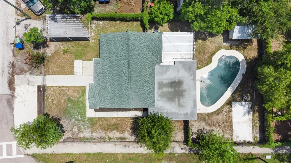 6726 11TH STREET Tampa, FL 33604