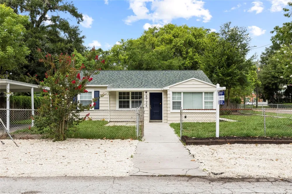 6726 11TH STREET Tampa, FL 33604