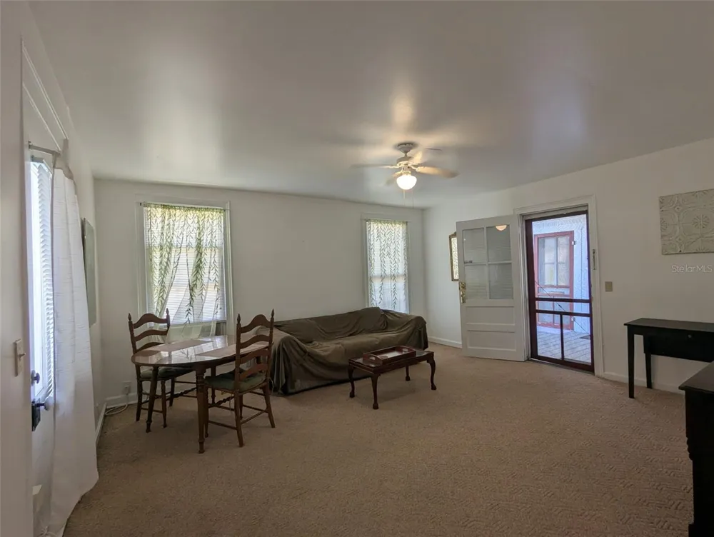 6635 SE 221ST STREET #6 Hawthorne, FL 32640