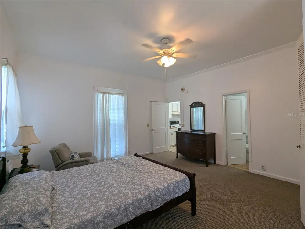 6635 SE 221ST STREET #6 Hawthorne, FL 32640