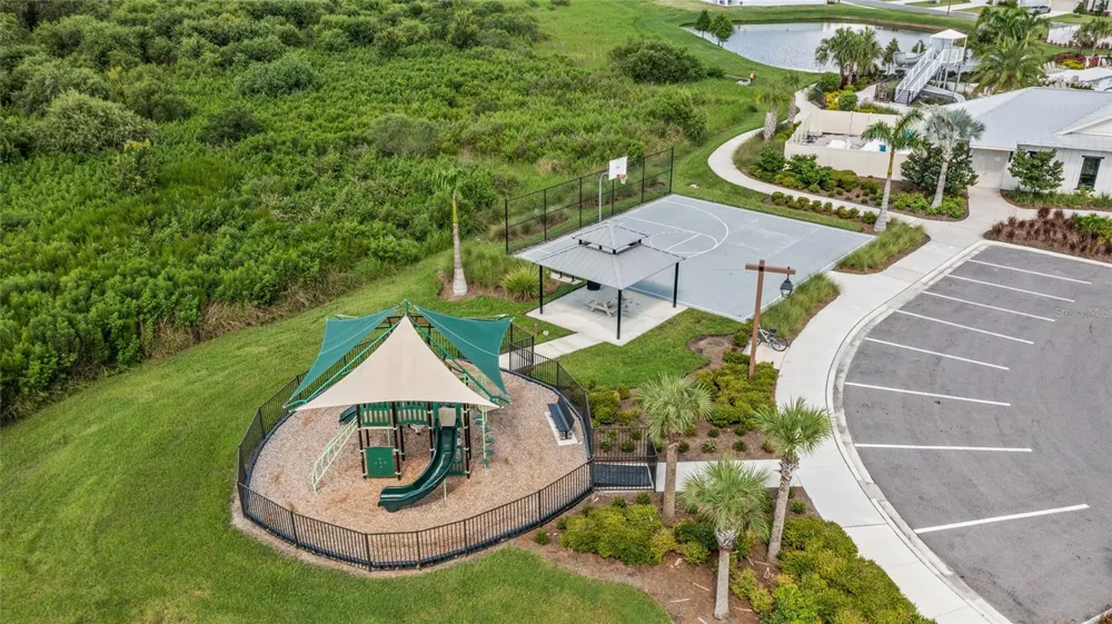 3504 CRESCENT PEAK WAY Plant City, FL 33565