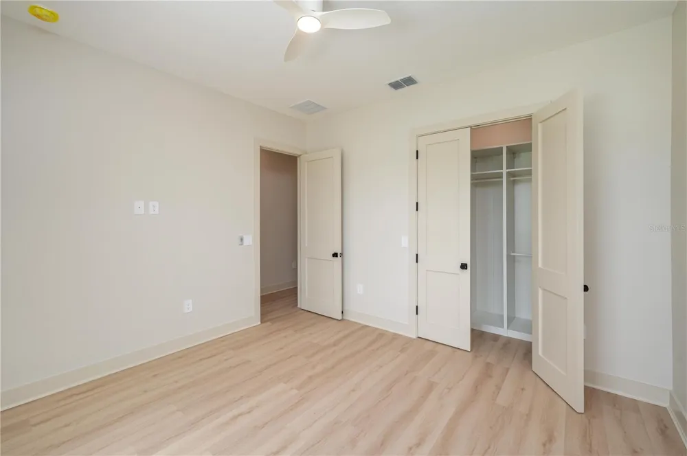 5410 PARKER ESTATES LOOP Lakeland, FL 33811