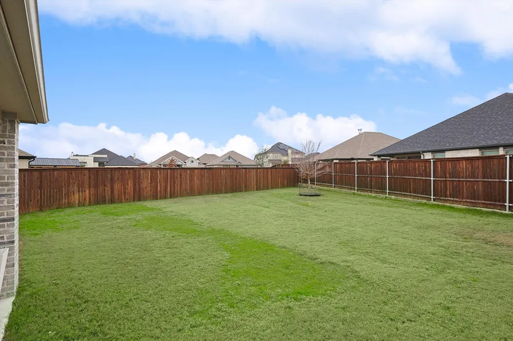 309 Ember Circle Waxahachie, TX 75165