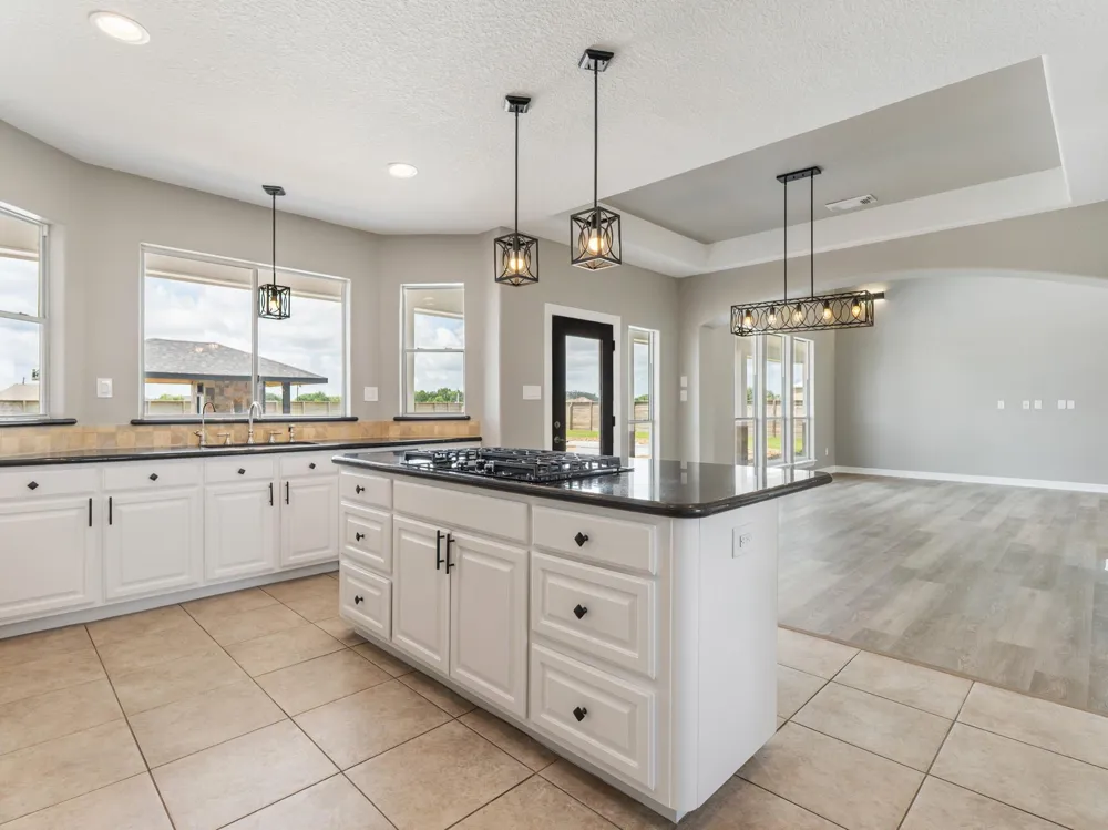 863 Bunkhouse Trail Angleton, TX 77515
