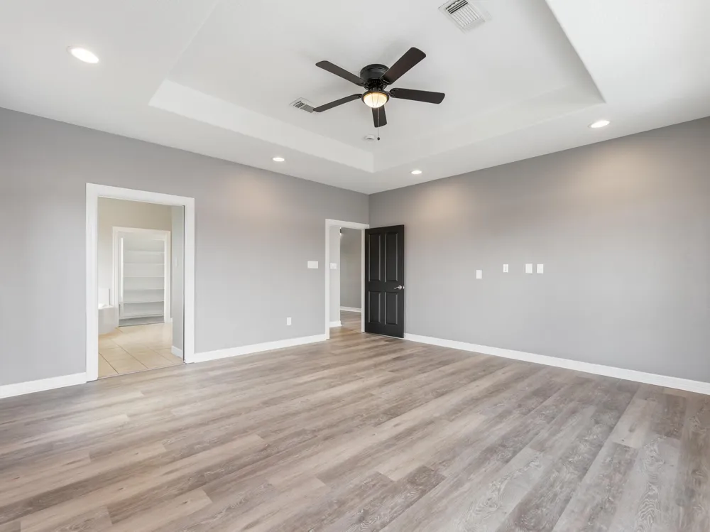 863 Bunkhouse Trail Angleton, TX 77515