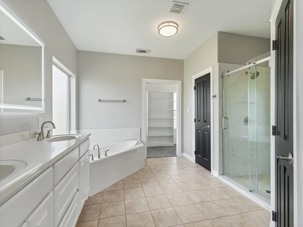 863 Bunkhouse Trail Angleton, TX 77515