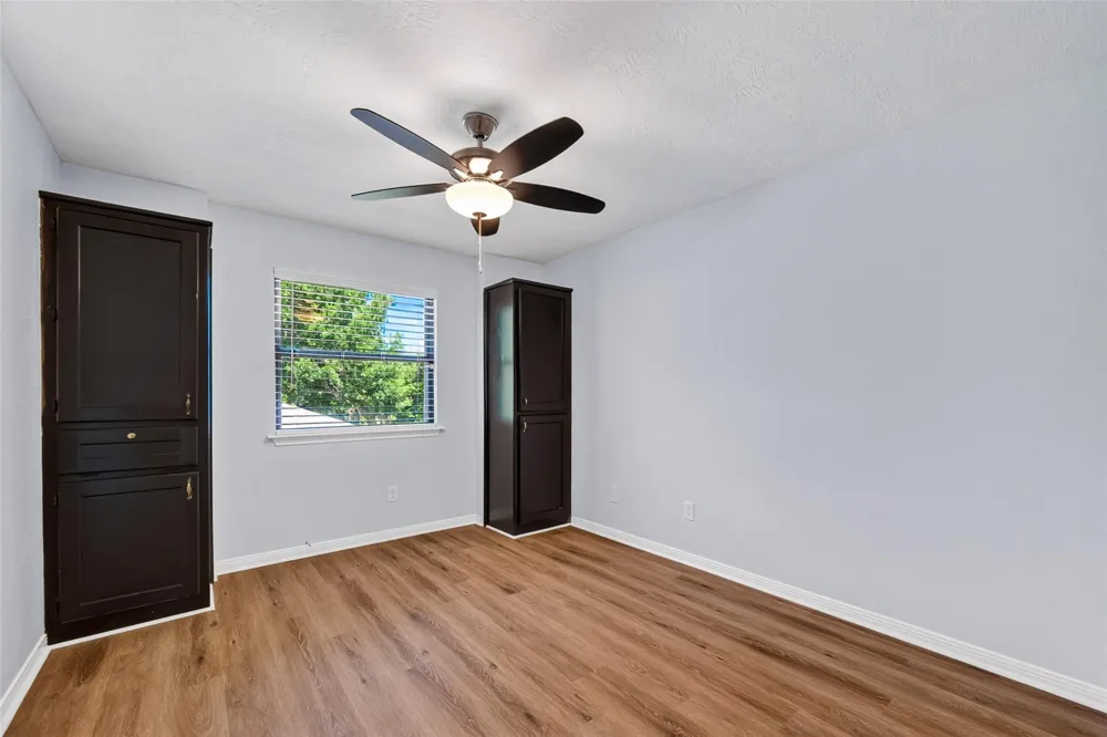 10337 Fm 1409 Dayton, TX 77535