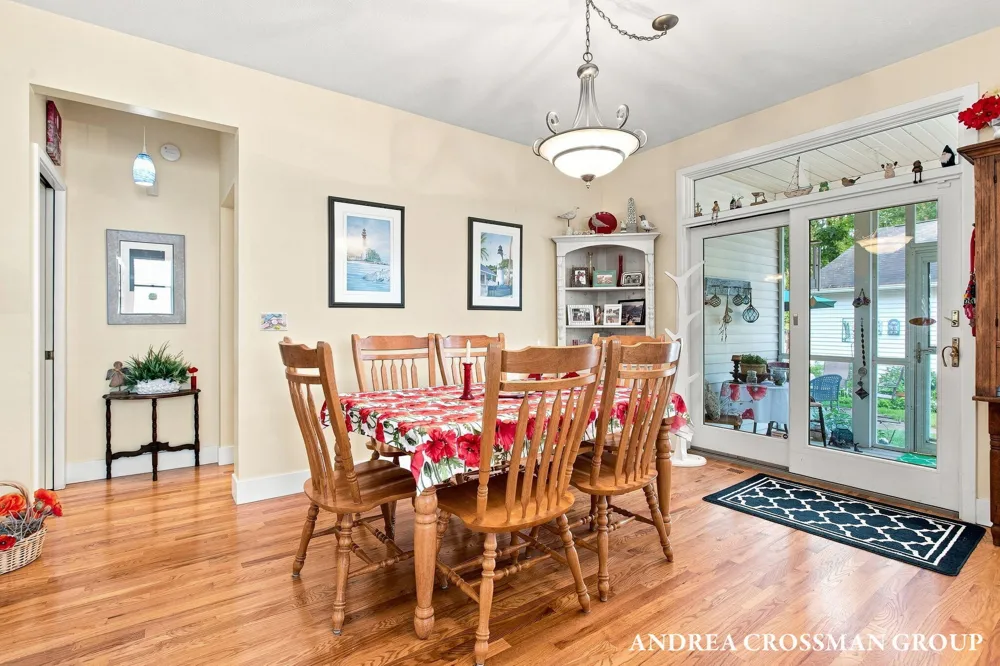 459 Summer Grove Drive Douglas, MI 49406