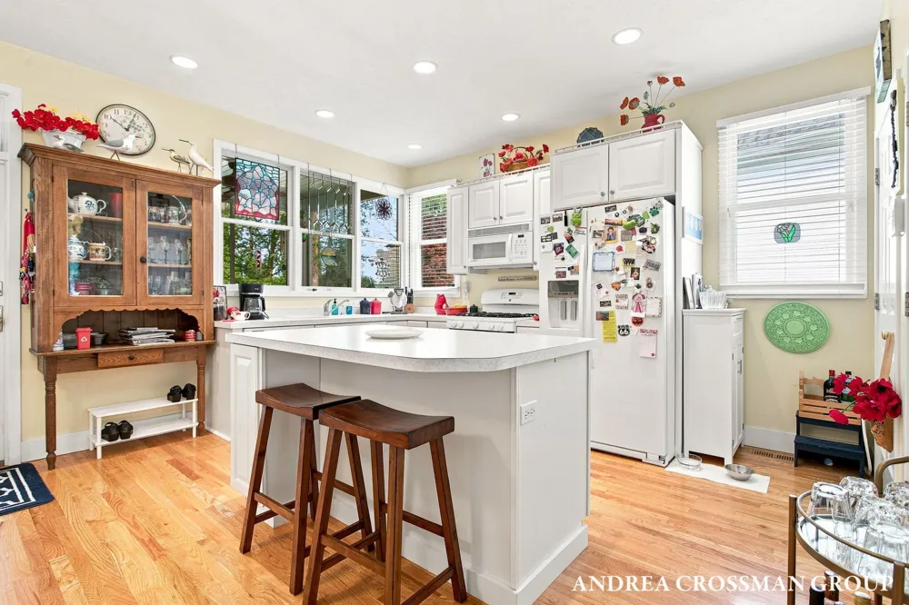 459 Summer Grove Drive Douglas, MI 49406