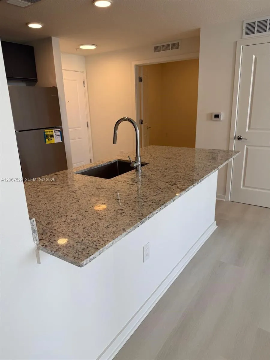5563 Milenia Park Blvd #407 Orlando, FL 32839