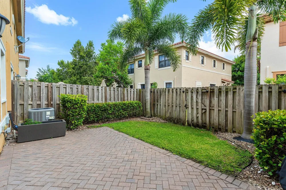 9628 Waterview Way Parkland, FL 33076