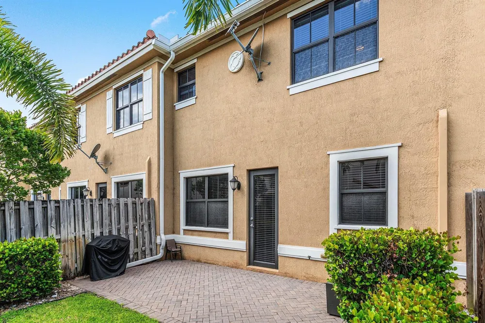 9628 Waterview Way Parkland, FL 33076