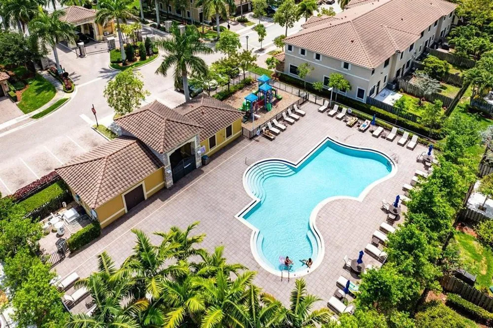 9628 Waterview Way Parkland, FL 33076