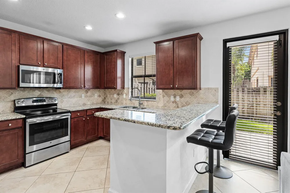 9628 Waterview Way Parkland, FL 33076