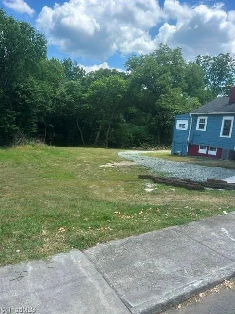 329 Branch Street Reidsville, NC 27320