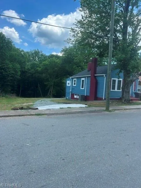 329 Branch Street Reidsville, NC 27320