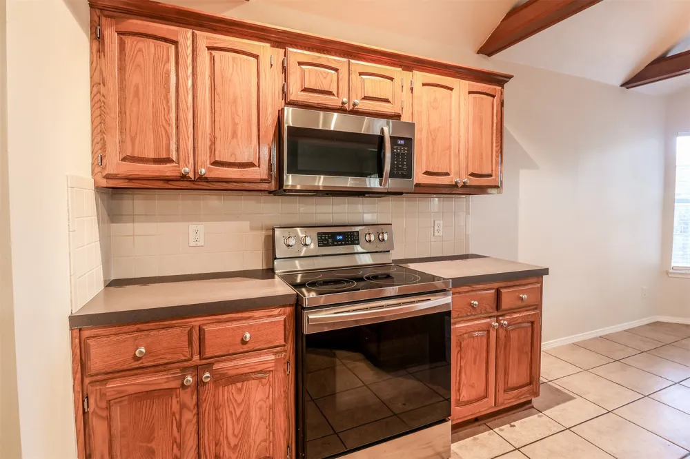 10302 E 113th Place Bixby, OK 74008