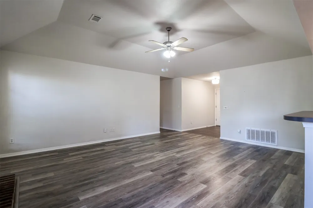 10302 E 113th Place Bixby, OK 74008