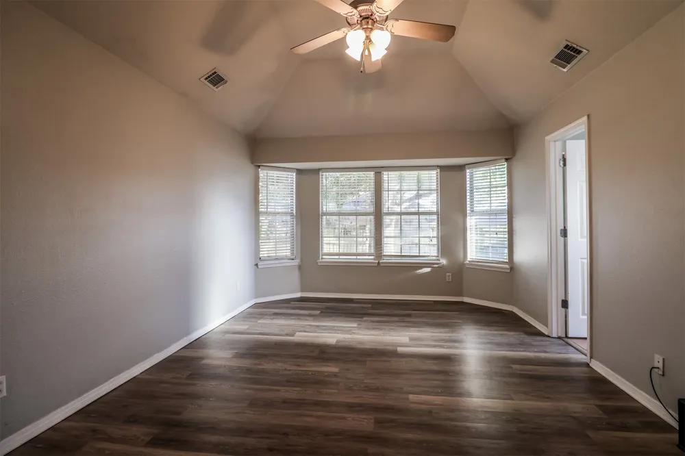 10302 E 113th Place Bixby, OK 74008