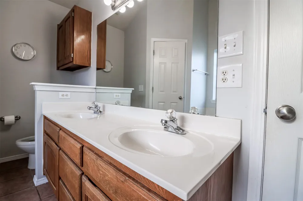 10302 E 113th Place Bixby, OK 74008