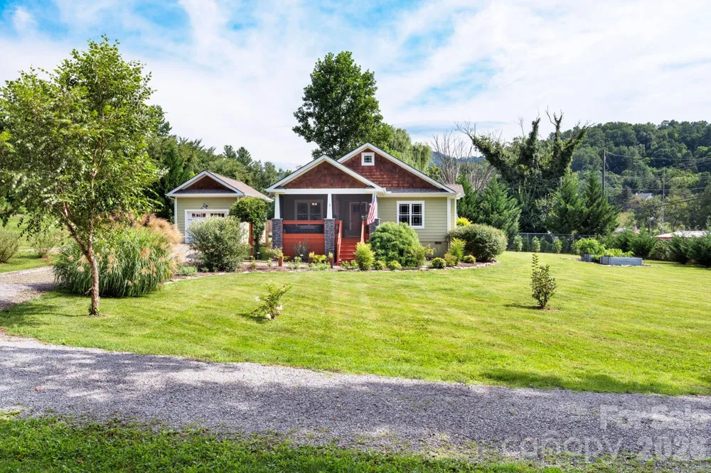 7 Addison Fisher Way Asheville, NC 28805