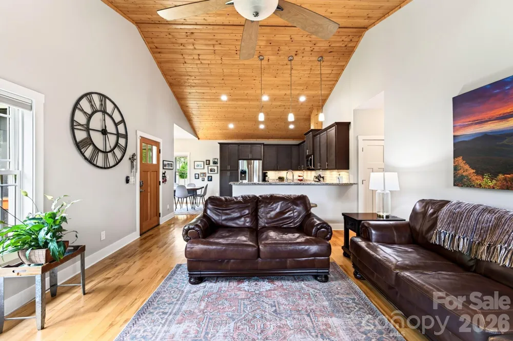 7 Addison Fisher Way Asheville, NC 28805