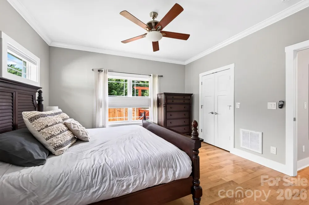 7 Addison Fisher Way Asheville, NC 28805