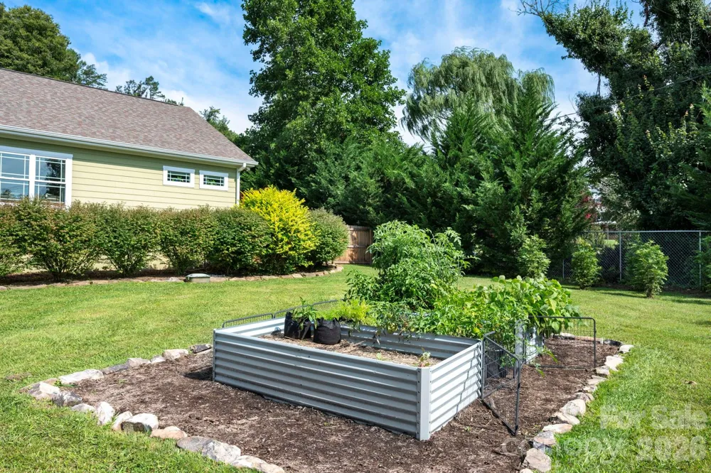 7 Addison Fisher Way Asheville, NC 28805