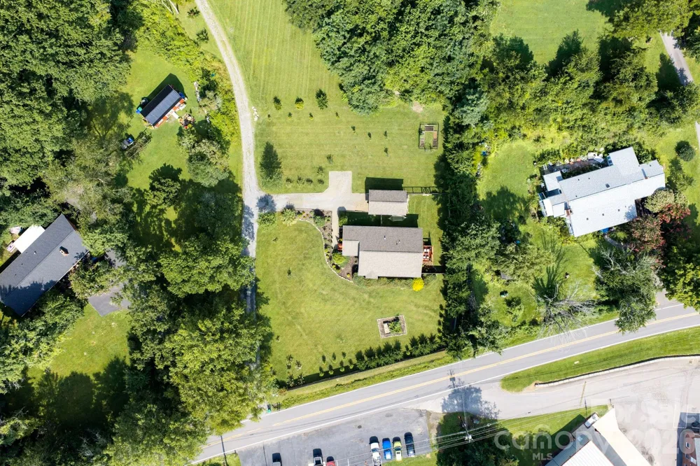 7 Addison Fisher Way Asheville, NC 28805