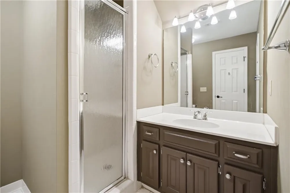 5525 Hampstead Way Johns Creek, GA 30097