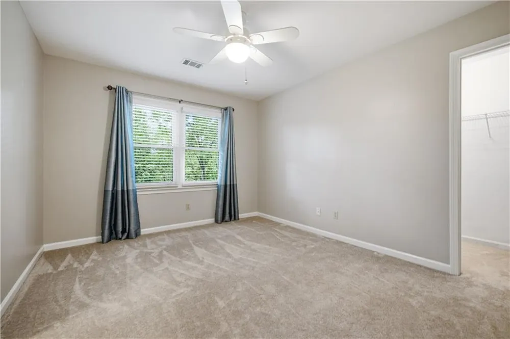 5525 Hampstead Way Johns Creek, GA 30097