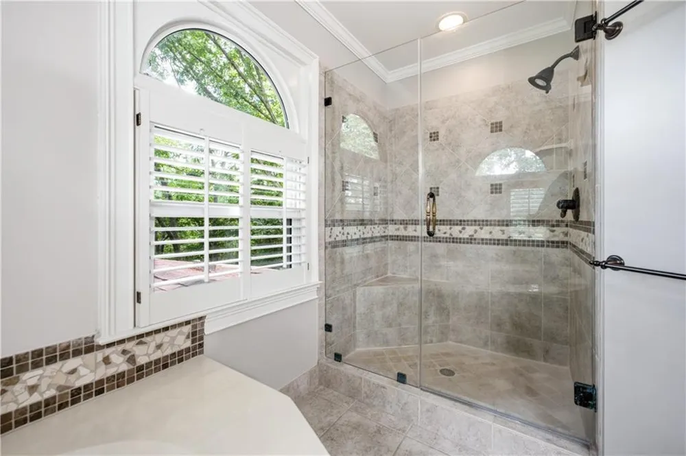 5525 Hampstead Way Johns Creek, GA 30097