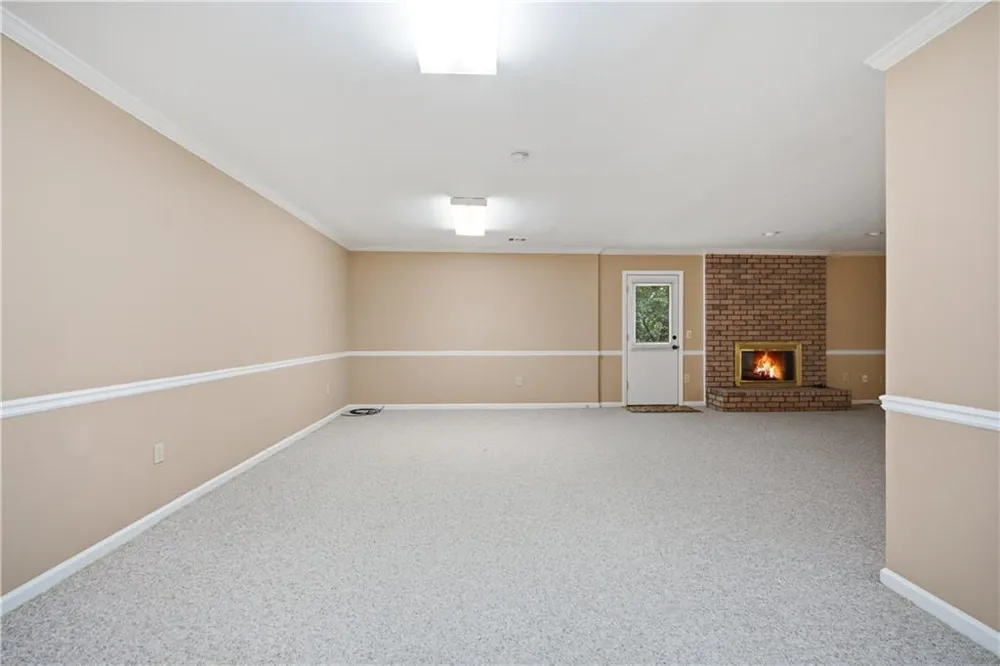 5525 Hampstead Way Johns Creek, GA 30097