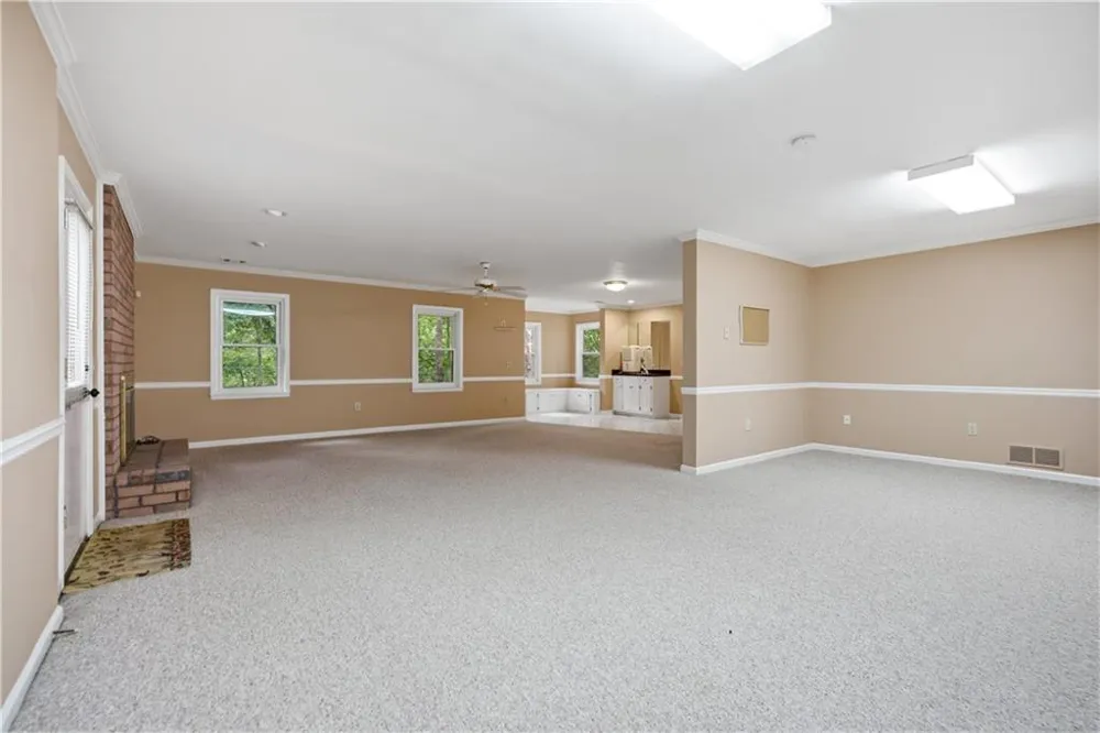 5525 Hampstead Way Johns Creek, GA 30097