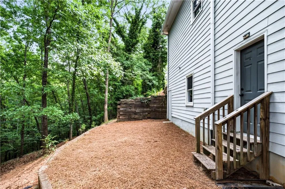 5525 Hampstead Way Johns Creek, GA 30097