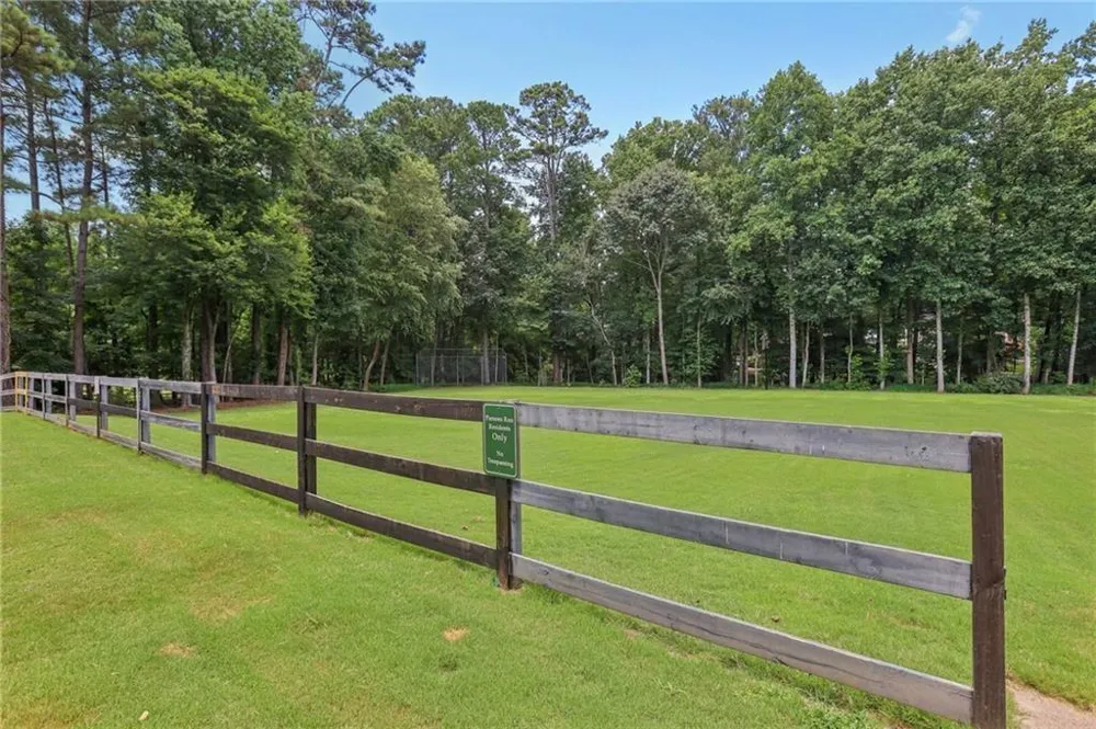 5525 Hampstead Way Johns Creek, GA 30097