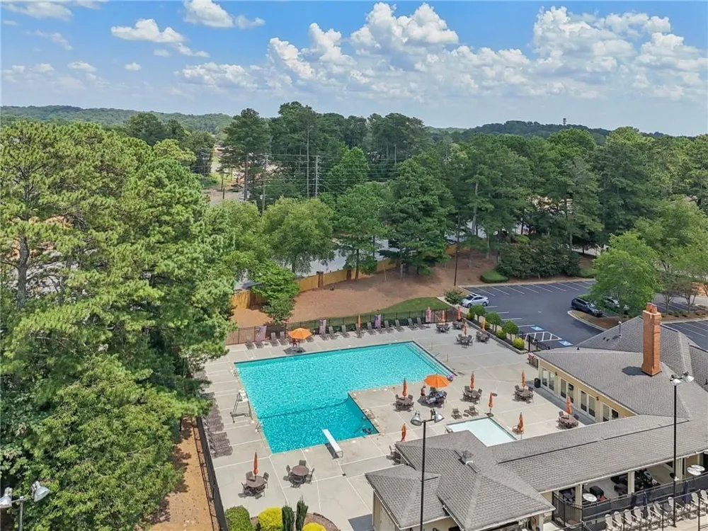 5525 Hampstead Way Johns Creek, GA 30097