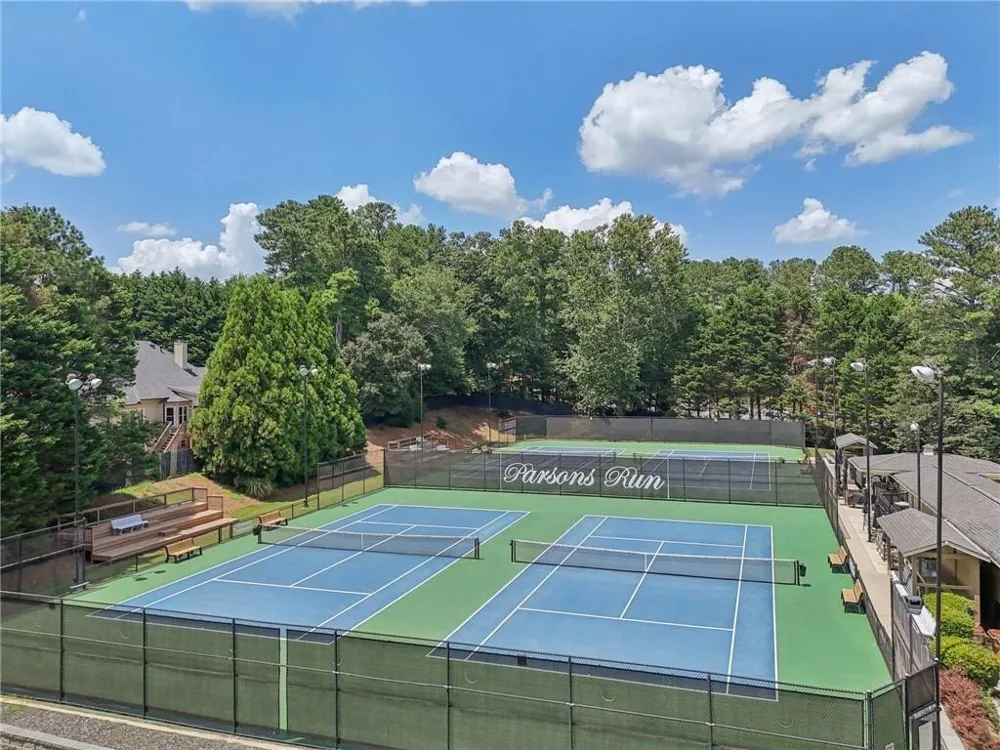 5525 Hampstead Way Johns Creek, GA 30097