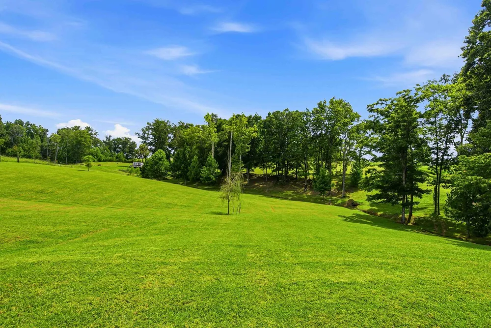 6576 Ed Williams Rd Greenbrier, TN 37073