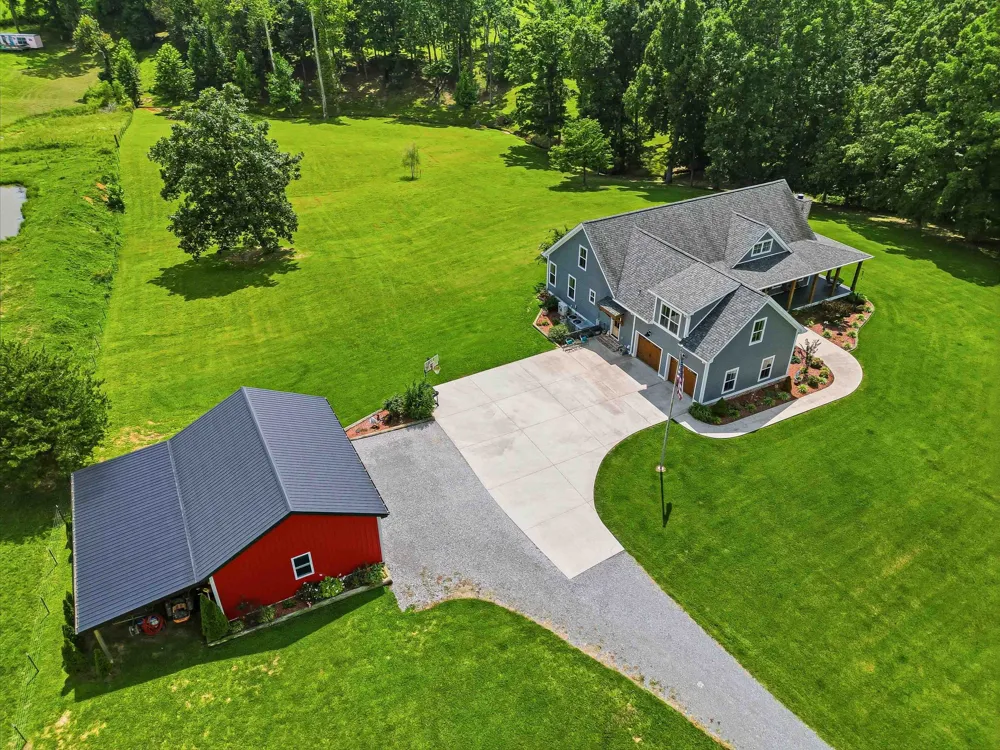 6576 Ed Williams Rd Greenbrier, TN 37073