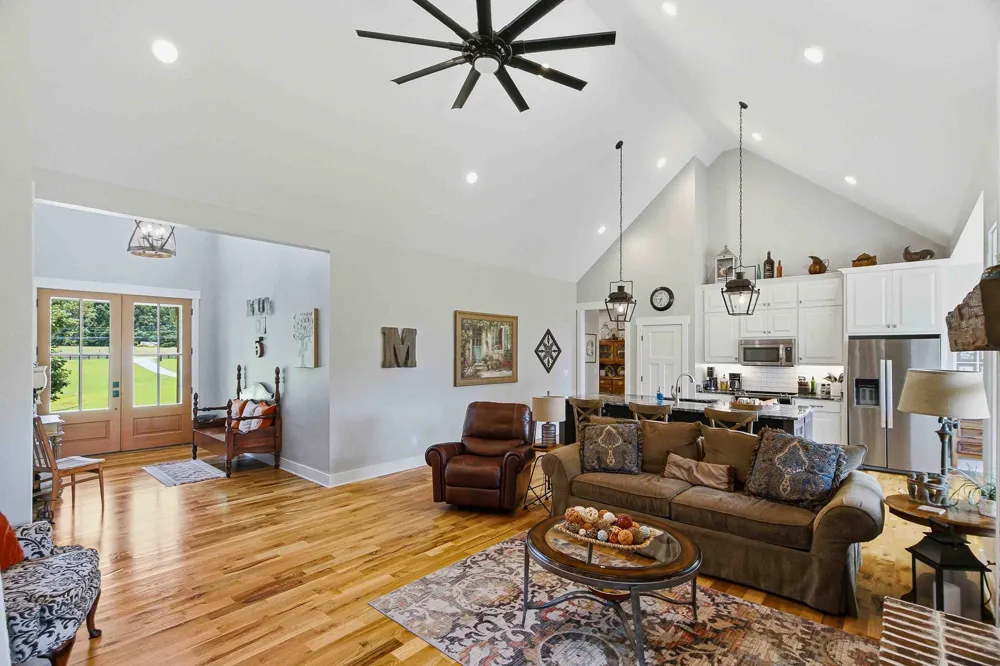 6576 Ed Williams Rd Greenbrier, TN 37073