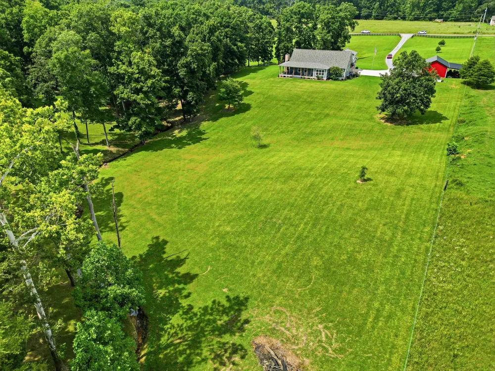 6576 Ed Williams Rd Greenbrier, TN 37073