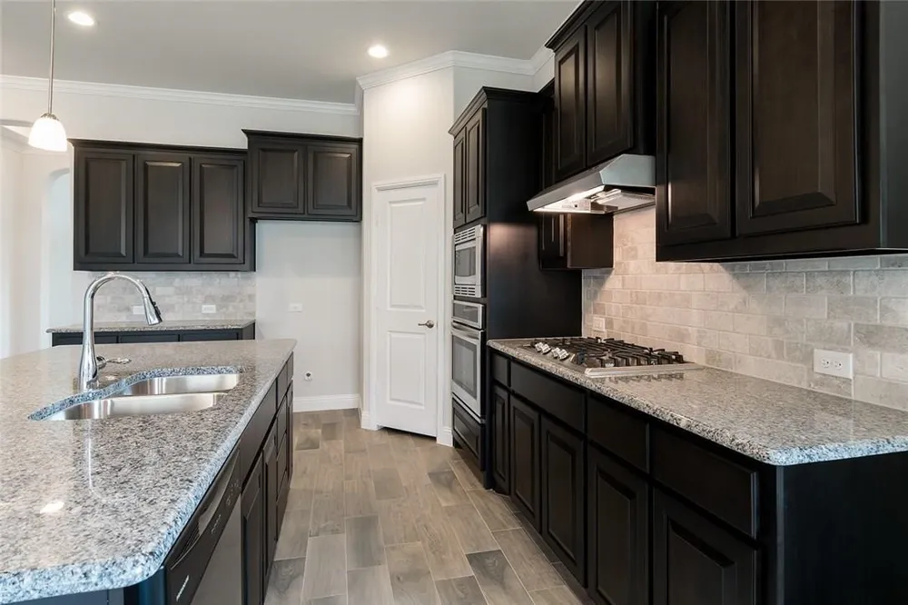 4004 Knollbrook Lane Fort Worth, TX 76137