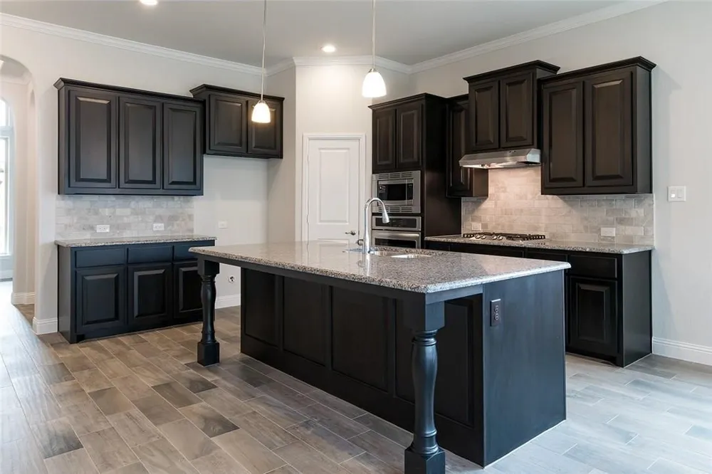 4004 Knollbrook Lane Fort Worth, TX 76137