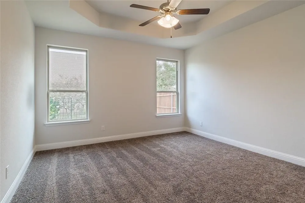 4004 Knollbrook Lane Fort Worth, TX 76137