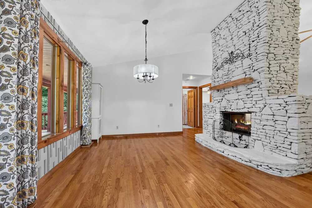 1792 Wolf Creek Road Murphy, NC 28906