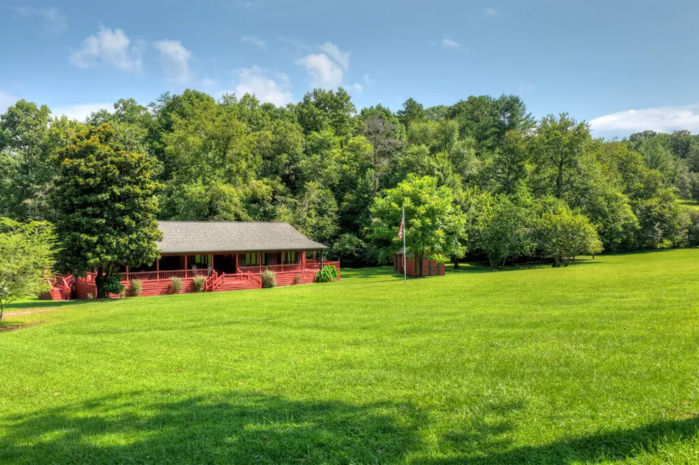 1792 Wolf Creek Road Murphy, NC 28906