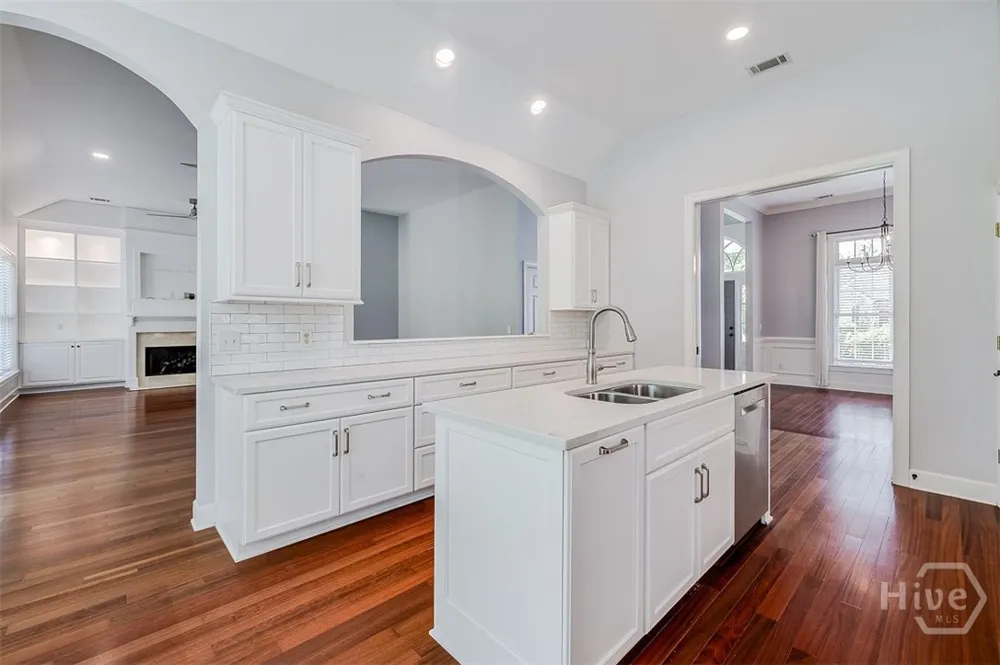 33 Lake Heron Court W Pooler, GA 31322